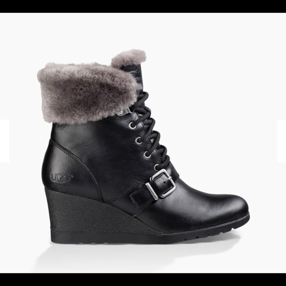 Ugg Janney Fur Wedge Boots with Laces size 6